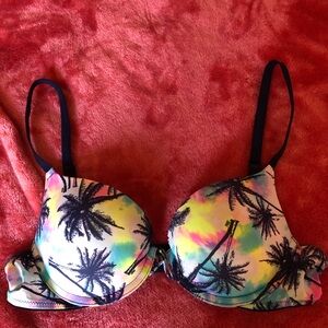 PINK Victoria's Secret Tropical Print Bra - Multicolor